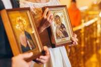 Жены-мироносицы двадцать первого века…