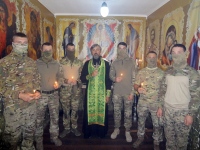 Первые службы в воинской часовне и новокрещенные воины