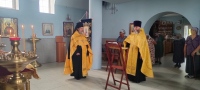Благочинный Троицкого благочиния представил прихожанам настоятеля храма поселка Корфовский