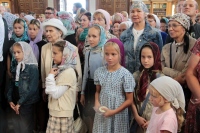 «Самое главное знание - это знание о душе человека и ее бессмертии»: митрополит Артемий благословил школьников и студентов перед началом учебного года