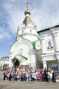 Учебный год воскресных школ начался с молитвы в главном храме города