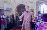 В день празднования памяти сорока Севастийских мучеников митрополит Владимир совершил Литургию Преждеосвященных Даров в храме Петропавловского женского монастыря