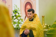 Всенощное бдение В Свято-Елизаветинском храме г.Хабаровска в день Святой Троицы. 11 июня 2011г