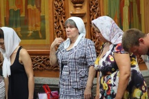 Молебен для сотрудников и водителей городских такси в Спасо-Преображенском соборе г.Хабаровска. 16 июля 2011г.