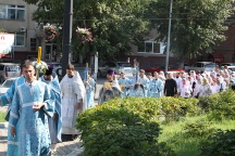 Божественная Литургия в Градо-Хабаровском соборе Успения Божией Матери. 28 августа 2011г.